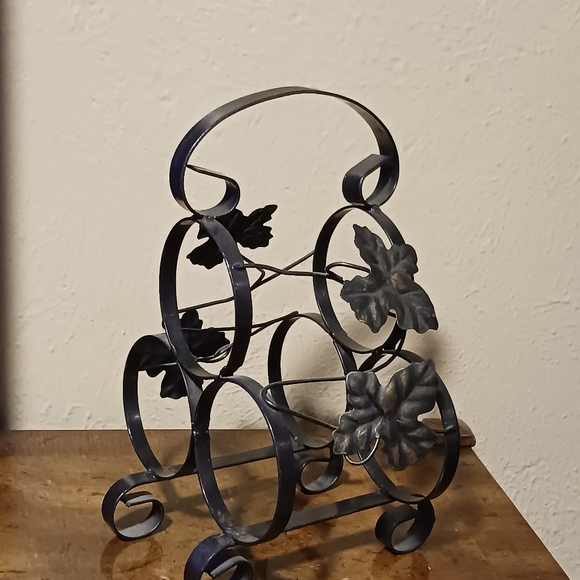 Countertop Wine Rack - Picture 2 of 8